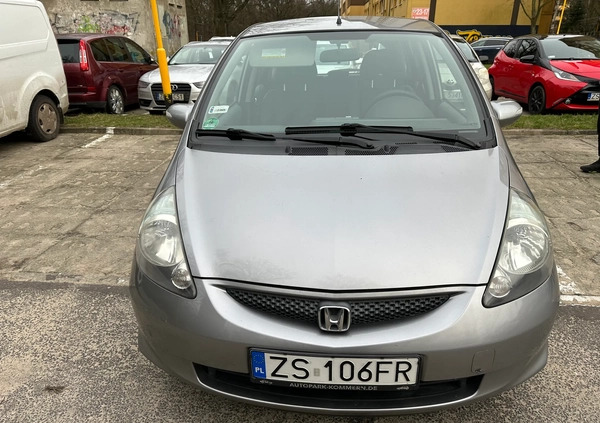 Honda Jazz cena 7000 przebieg: 207000, rok produkcji 2005 z Szczecin małe 277